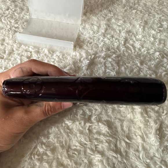 Louis Vuitton Monogram Amarante Vernis Kisslock Wallet - Picture 2 of 15